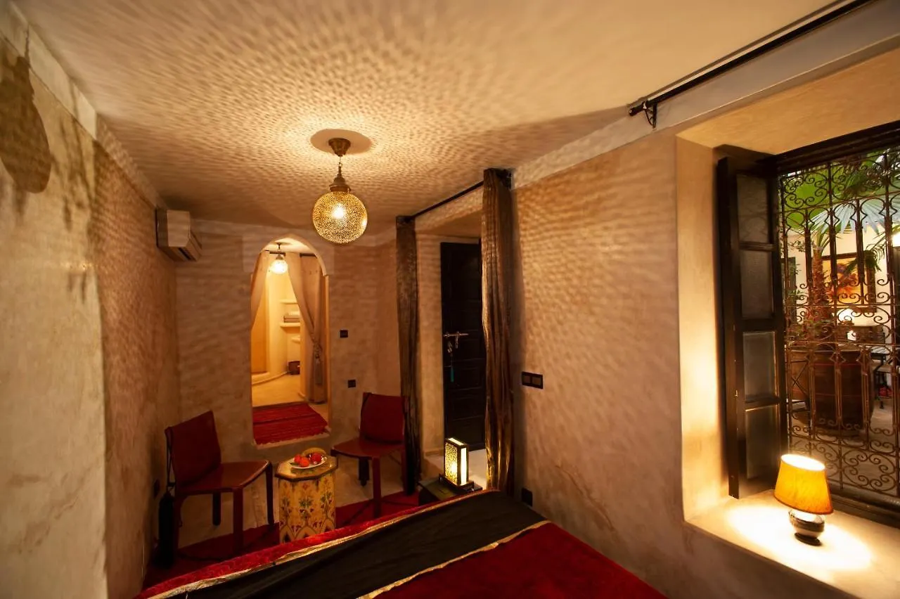 Riad Des Trois Palais Marrakesch 2*,
